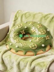 Louis Vuitton Throw Blankets